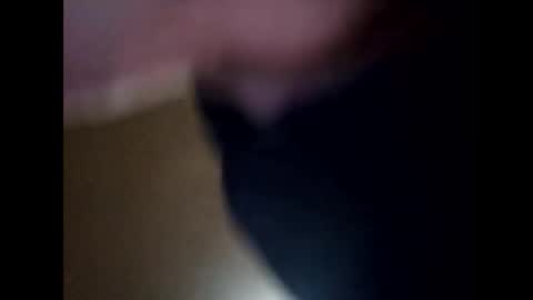 Raised in 90s online show from 11.28.25