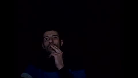 Raised in 90s online show from 02.21.26