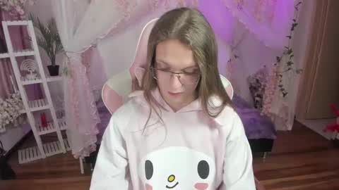 Snapshot of fi_cosplay chatting on 10.25.25 fi_cosplay online show from 10.25.25