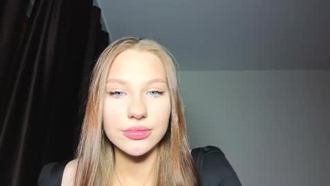 Snapshot of fiamoor chatting on 02.12.25 Fia online show from 02.12.25