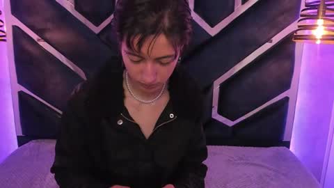 Snapshot of fieramadame chatting on 01.04.25   online show from 01.04.25