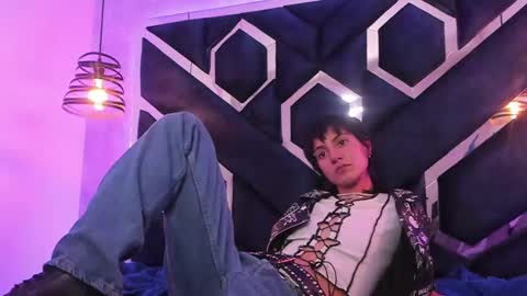 Snapshot of fieramadame chatting on 01.09.25   online show from 01.09.25