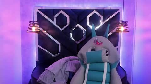 Snapshot of fieramadame chatting on 01.11.25   online show from 01.11.25