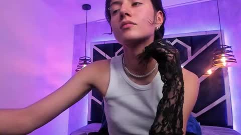 Snapshot of fieramadame chatting on 01.11.25   online show from 01.11.25