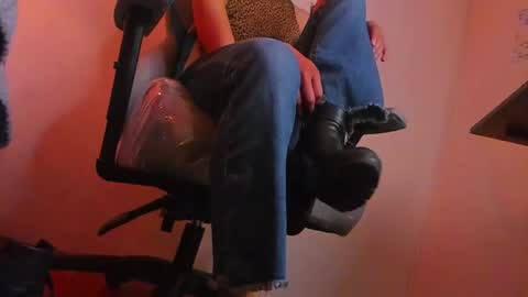 Snapshot of fieramadame chatting on 01.16.25   online show from 01.16.25