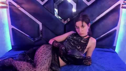 Snapshot of fieramadame chatting on 02.01.25   online show from 02.01.25