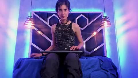 Snapshot of fieramadame chatting on 02.01.25   online show from 02.01.25