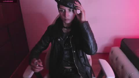 Snapshot of fieramadame chatting on 02.02.25   online show from 02.02.25