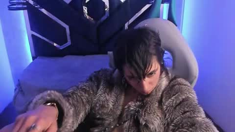 Snapshot of fieramadame chatting on 02.16.25   online show from 02.16.25