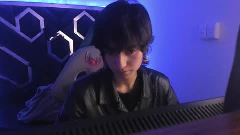 Snapshot of fieramadame chatting on 02.17.25   online show from 02.17.25