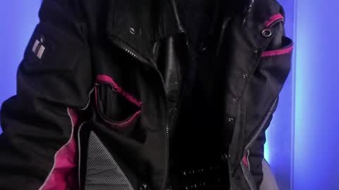 Snapshot of fieramadame chatting on 02.21.25   online show from 02.21.25