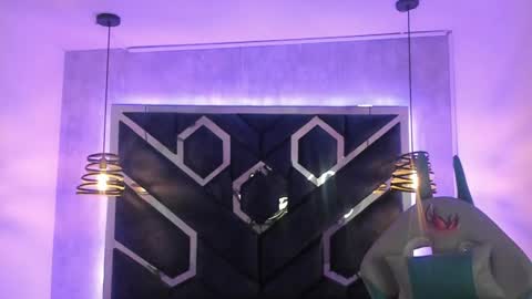 Snapshot of fieramadame chatting on 02.24.25   online show from 02.24.25