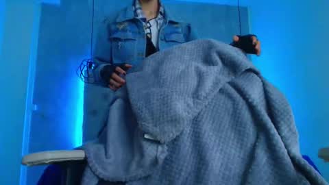 Snapshot of fieramadame chatting on 09.25.25   online show from 09.25.25