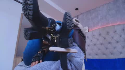 Snapshot of fieramadame chatting on 10.02.25   online show from 10.02.25