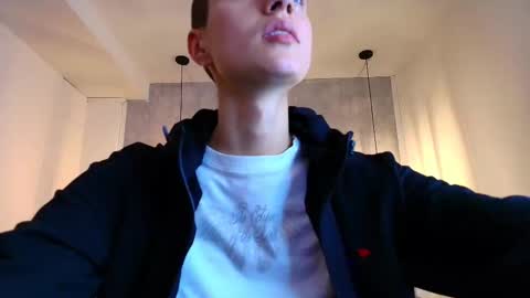 Snapshot of fieramadame chatting on 10.19.25   online show from 10.19.25