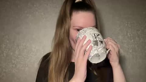 Snapshot of figaro_kitty chatting on 10.02.25 figaro_kitty online show from 10.02.25