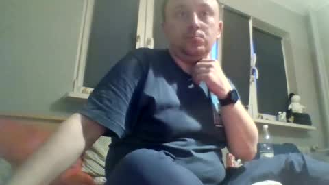 Snapshot of filipek757 chatting on 06.14.26 filipek757 online show from 06.14.26