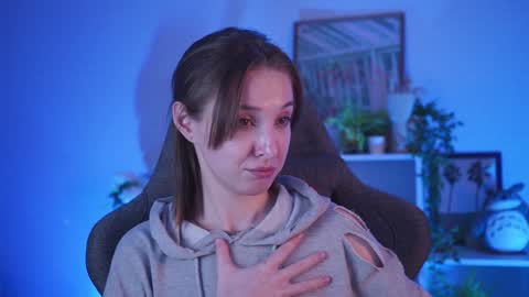 cap and Lana  online show from 01.11.25