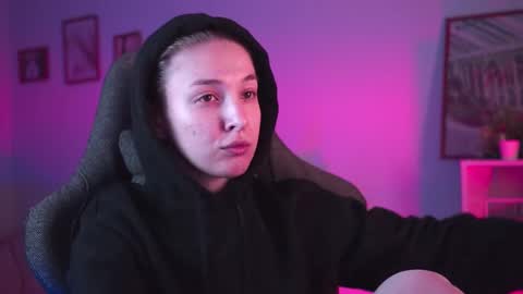 cap and Lana  online show from 02.23.25