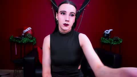 Honey Ill be waiting for you Tue Wed Thu Fri Sat Sun 10am-5pm online show from 12.26.24