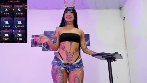 filletatouee online show from 12.20.24