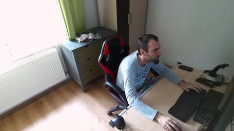 Jane and Findo online show from 03.09.25