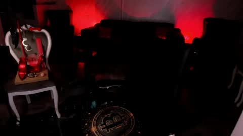 AlfaFemale online show from 05.08.26