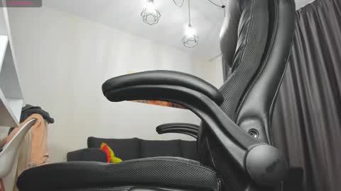 FindomGuyXXX online show from 11.04.25