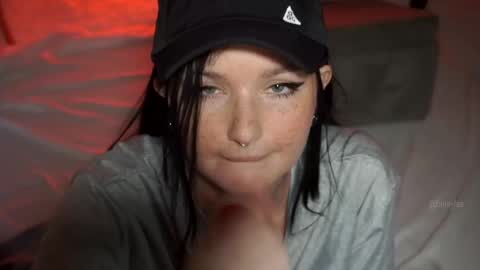 Snapshot of finleyfae chatting on 02.14.25 finleyfae online show from 02.14.25