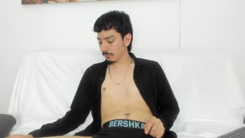 finn_jackson online show from 04.13.26