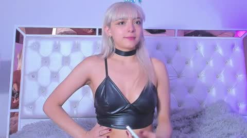 finnky1 online show from 12.11.24