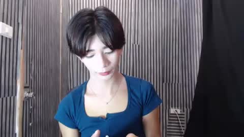 fiona908995 online show from 11.22.25