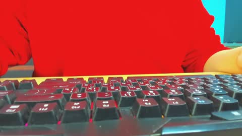 Snapshot of fioramarmoris chatting on 12.08.24 fiora online show from 12.08.24