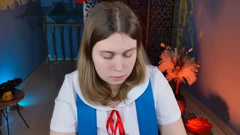 Snapshot of fioramarmoris chatting on 12.20.24 fiora online show from 12.20.24