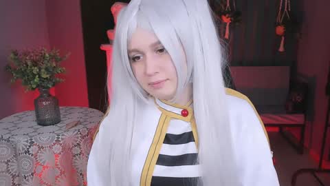 Snapshot of fioramarmoris chatting on 01.12.25 fiora online show from 01.12.25