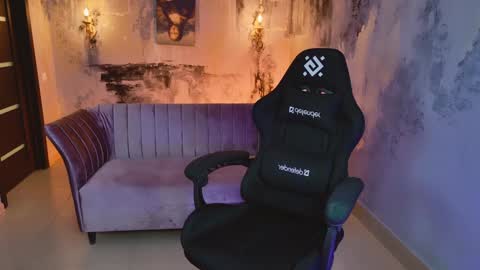 Snapshot of fioramarmoris chatting on 02.02.25 fiora online show from 02.02.25