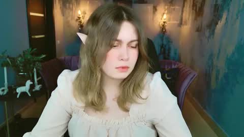 Snapshot of fioramarmoris chatting on 02.23.25 fiora online show from 02.23.25