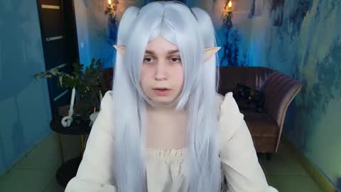 Snapshot of fioramarmoris chatting on 02.26.25 fiora online show from 02.26.25