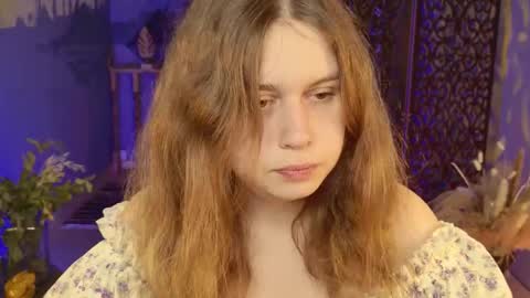 Snapshot of fioramarmoris chatting on 09.15.25 fiora online show from 09.15.25