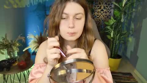 fiora online show from 11.15.25