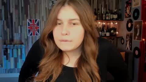 fiora online show from 11.28.25