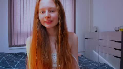 fire_luna online show from 02.04.25