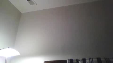 Hercomeonmyface online show from 02.23.25