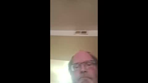 Hercomeonmyface online show from 12.16.25