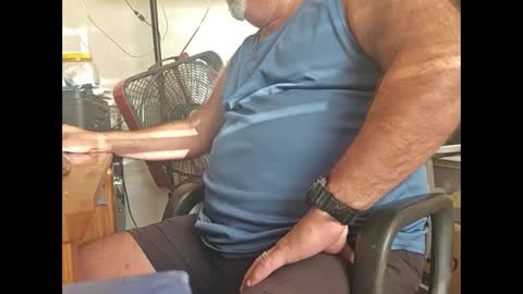 Snapshot of fishism21cb2 chatting on 09.23.25 fishism21cb2 online show from 09.23.25