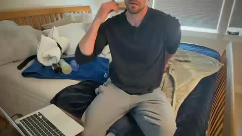 Snapshot of fitfunweird chatting on 10.19.25 fitfunweird online show from 10.19.25