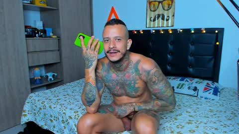 Elias Valencia online show from 02.22.25