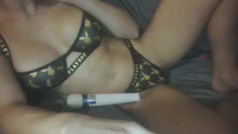 fitsexycouple28 online show from 12.30.24