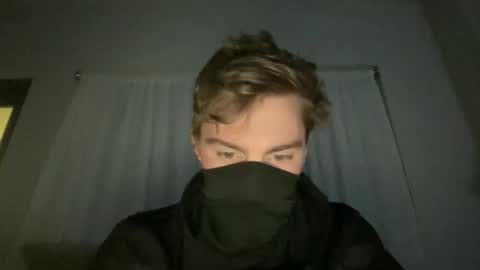 Snapshot of fittfucker chatting on 11.14.25 fittfucker online show from 11.14.25