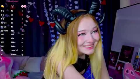 Sophie online show from 03.16.26